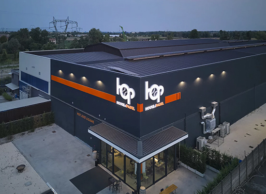 意大利 House of Padel 场馆照明
